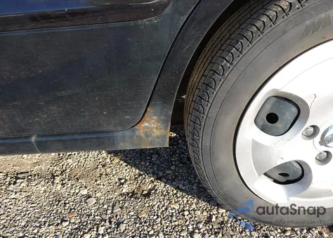 2005 Nissan Sentra 1.8S z USA, uszkodzony, nr VIN 3N1CB51D25L474664